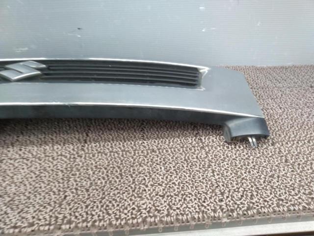 SUZUKI 純正フロントグリル