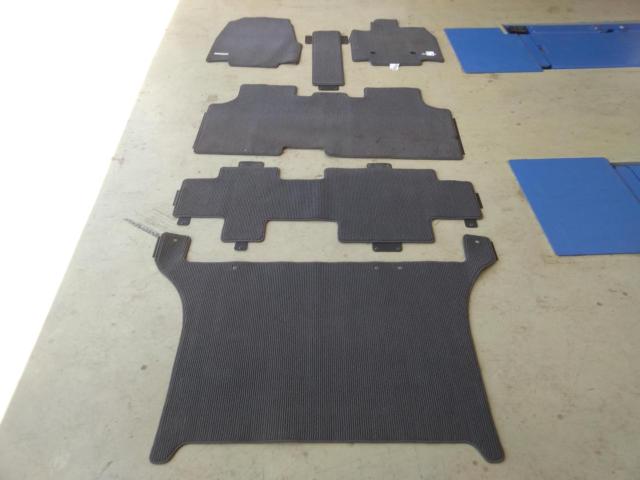 HONDA 純正フロアマット