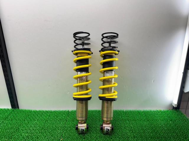 KW  ST SUSPENSION XTA ネジ式車高調 【GR86 ZN8】