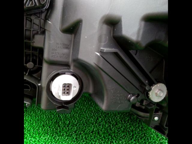 HONDA ステップワゴン 純正ヘッドライト【RP6/RP7/RP8 】