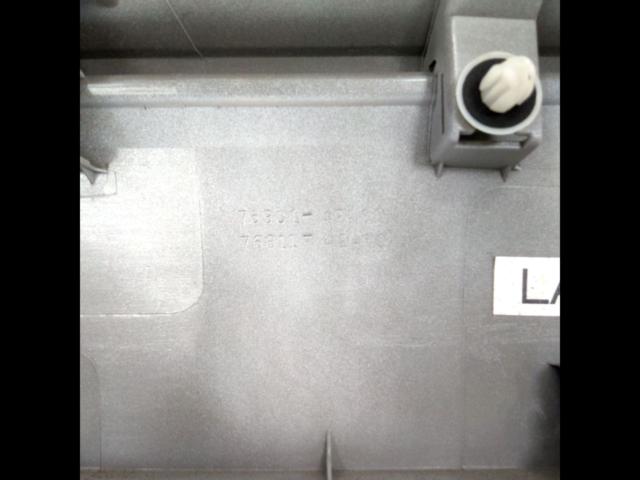 トヨタ RAV4 純正バックドアガーニッシュ