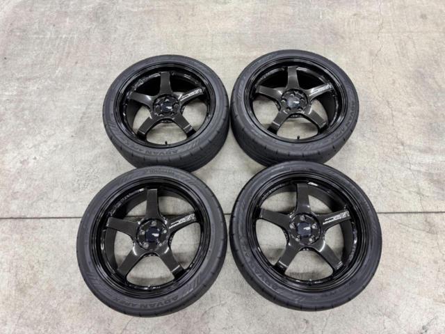 YOKOHAMA ADVAN Racing GT BEYOND + YOKOHAMA ADVAN APEX V601