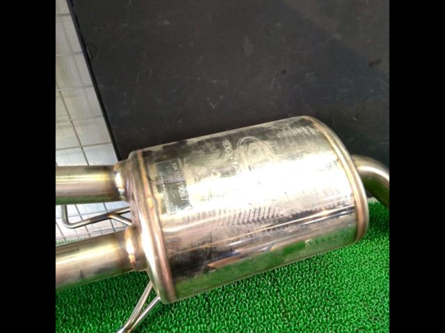 GANADOR
Right double muffler
RV5/Vezel