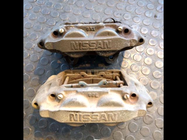Nissan genuine
Front caliper SILVIA
S15
SR20DET]