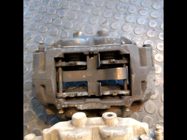 Nissan genuine
Front caliper SILVIA
S15
SR20DET]