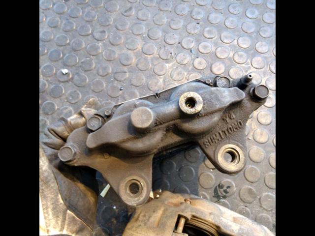 Nissan genuine
Front caliper SILVIA
S15
SR20DET]