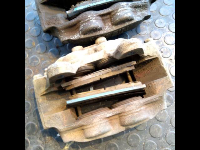 Nissan genuine
Front caliper SILVIA
S15
SR20DET]