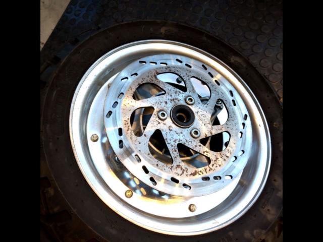 Unknown Manufacturer
Aluminum
Front and rear wheel
Set Ape/50/ASC16