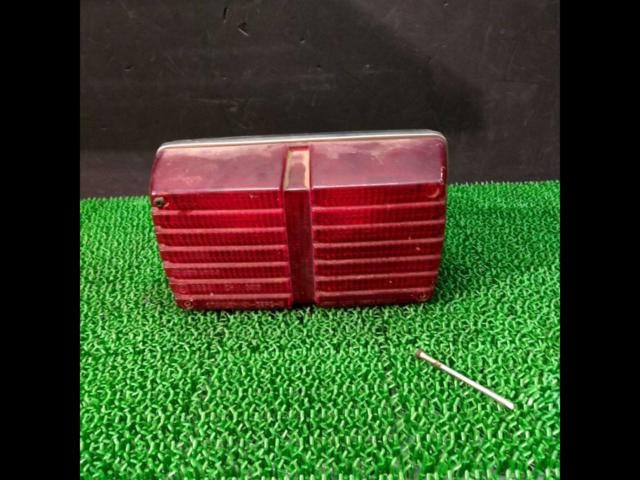 HONDA
CB1100R
Genuine
tail lamp