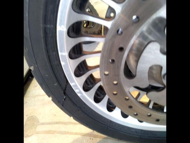 HARLEY-DAVIDSON
Genuine front wheel for FLHTCU Electra Glide Ultra Classic ('09)