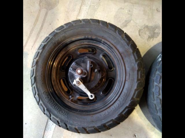 HONDA genuine
Front and rear wheel set for Ape 50