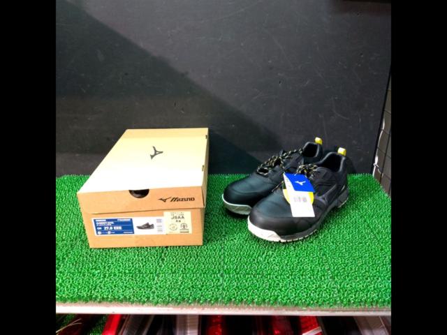 Mizuno
safety shoes 27cm