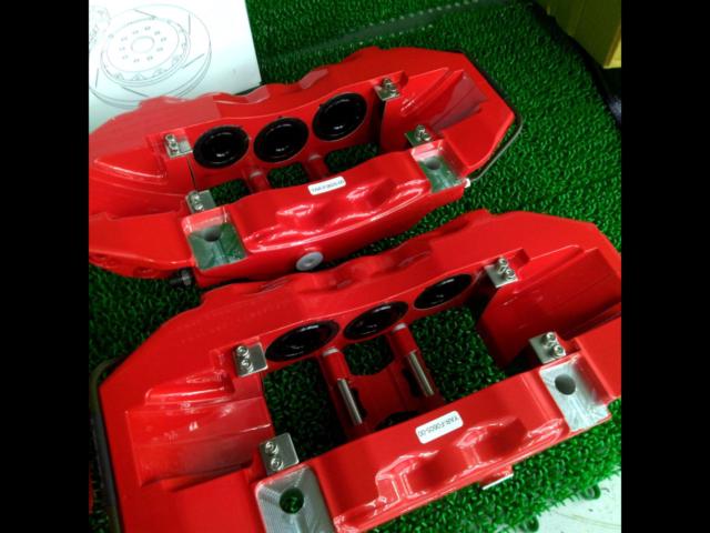 winmax
Sport Caliper Set for Civic/FK8/TypeR