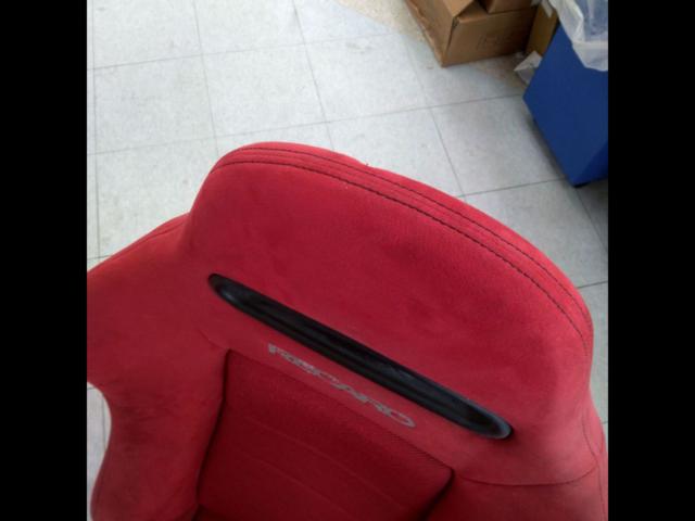 Genuine Honda RECARO seat (passenger side only) for Integra Type R/DC5