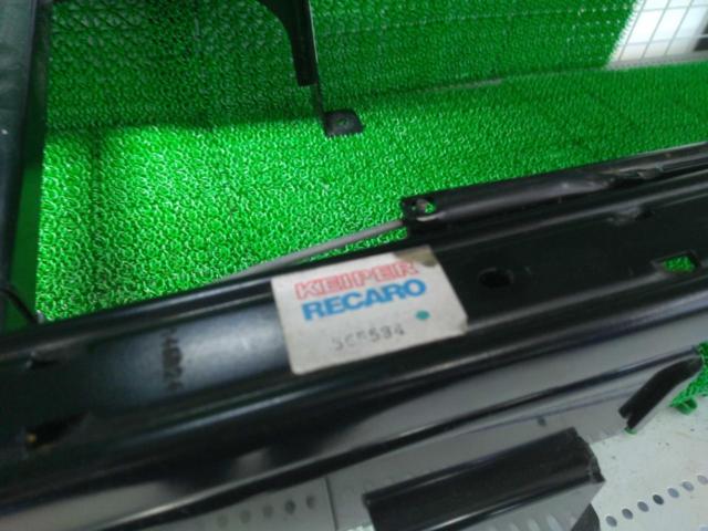 ※ RH side
RECARO
Seat rails for Stepwagon/RK1･2