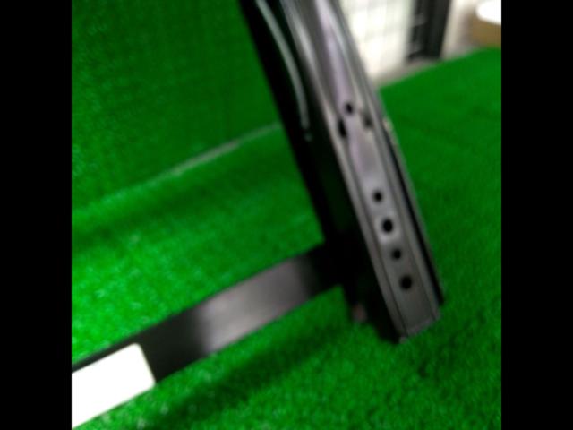 misty
Bottom-mount seat rails E12/Note