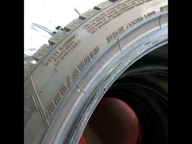 GOODYEAR
ICE
NAVI8
225 / 45R18