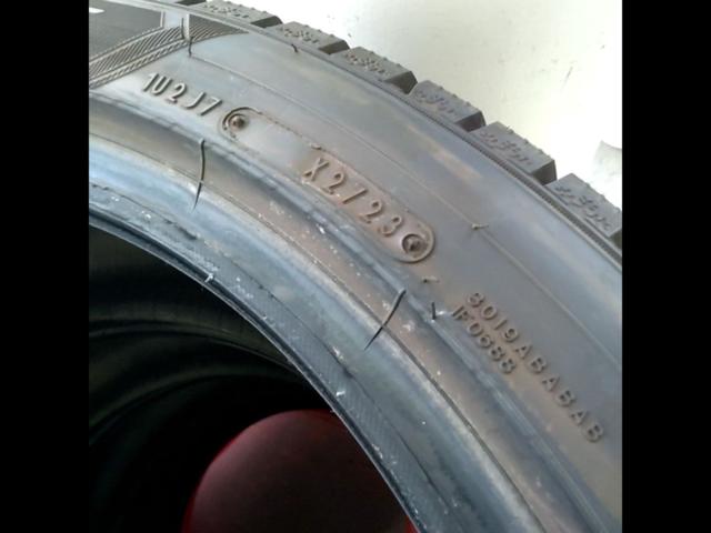 GOODYEAR
ICE
NAVI8
225 / 45R18