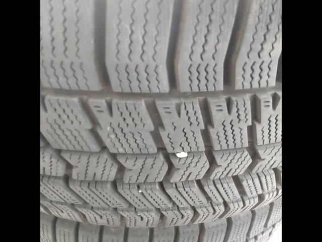 GOODYEAR
ICE
NAVI8
225 / 45R18
