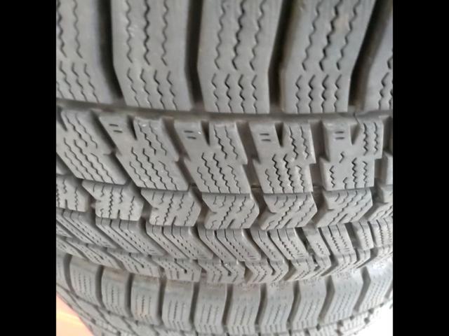 GOODYEAR
ICE
NAVI8
225 / 45R18