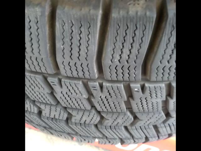 GOODYEAR
ICE
NAVI8
225 / 45R18