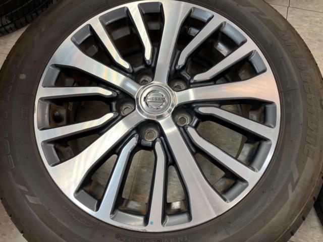 NISSAN genuine
C26 Serena
Highway Star original wheel
+
BRIDGESTONE
LUFT
RVⅡ