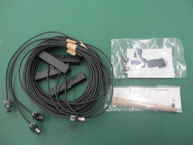 Unknown Manufacturer
Digital terrestrial antenna
4ch
VR-1 type