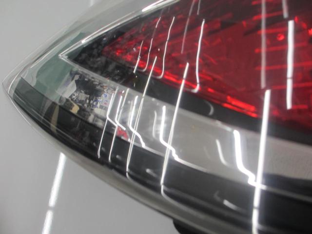 Genuine Mazda parts
Genuine tail lamp
(Tail lens)
Atenza
GH system
