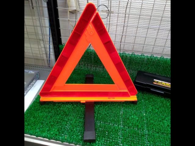 Amon Triangular Warning Sign
6648