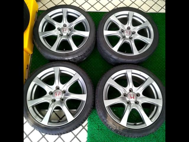 Honda genuine
Honda original (HONDA)
FD2 Civic
TypeR original wheel
