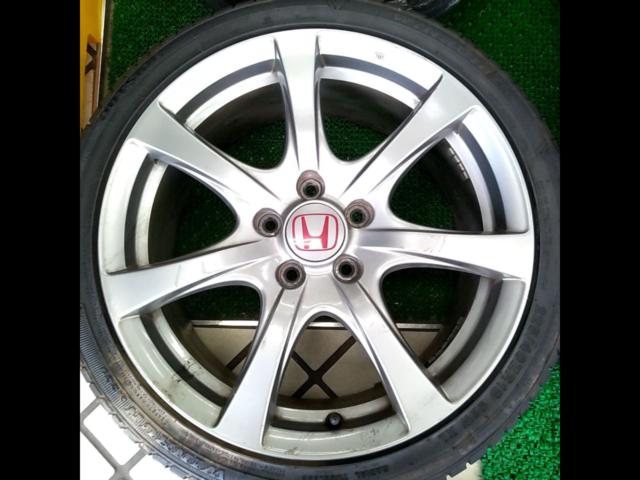 Honda genuine
Honda original (HONDA)
FD2 Civic
TypeR original wheel