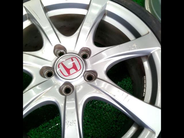 Honda genuine
Honda original (HONDA)
FD2 Civic
TypeR original wheel