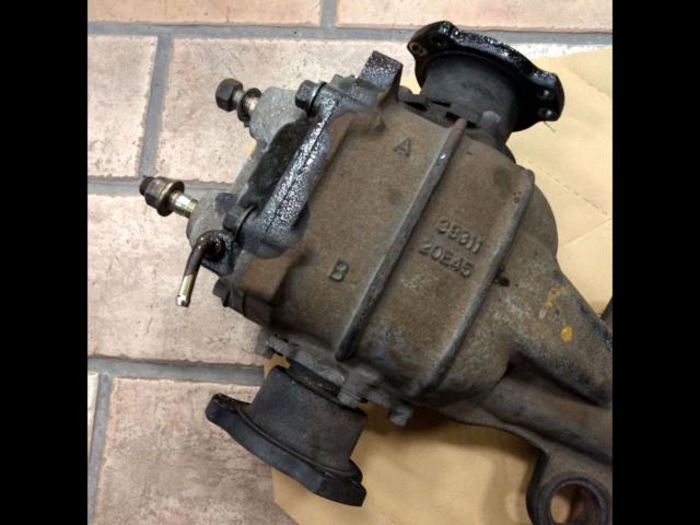 Silvia (S14)
Nissan genuine
R200
Differential gear
4.1/6 holes/with ABS