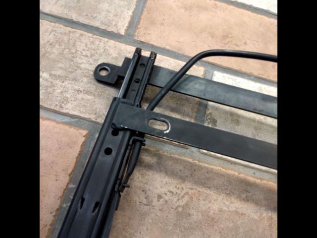 BRIDE
HA22S
Seat rail
[Suzuki
Alto/HA22S