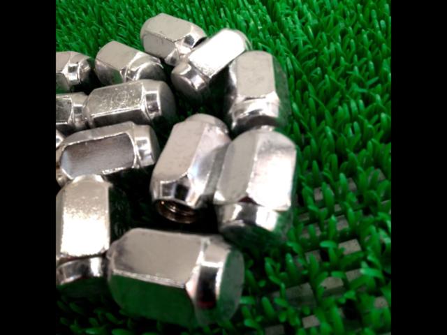 Unknown Manufacturer
Tapered seat nut
16 pcs set
21HEX/M12-P1.5