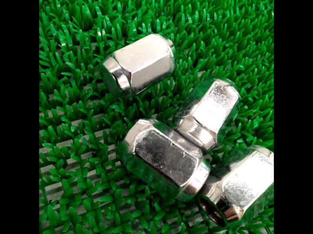 Unknown Manufacturer
Tapered seat nut
4 pieces set
21HEX/M12-P1.5