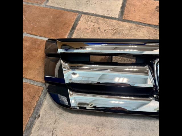 N-BOX (JF1/JF2)
Honda genuine
Front grille