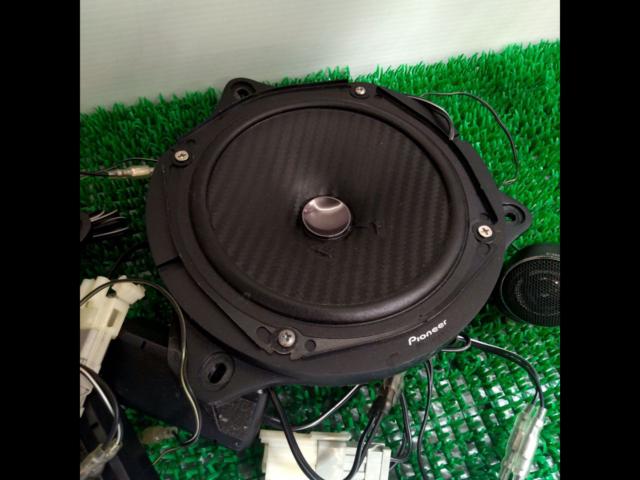 carrozzeria
TS-F 1730S
17cm coaxial speakers