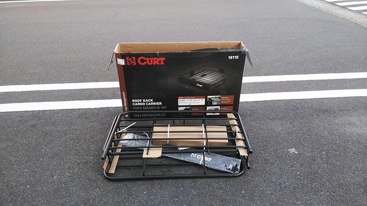 CURT 18115 ルーフラック | 未使用 | アップガレージ 滋賀大津店 