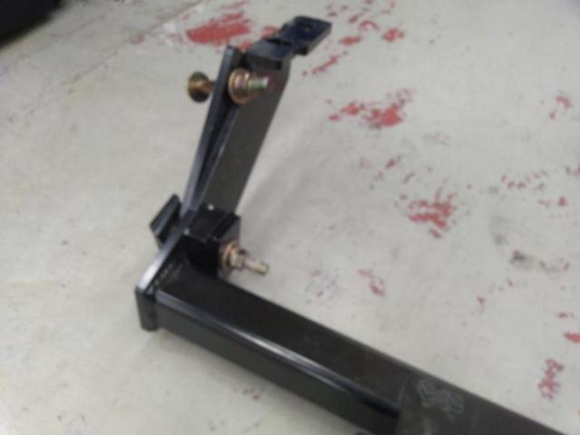 Global
Tight hitch member