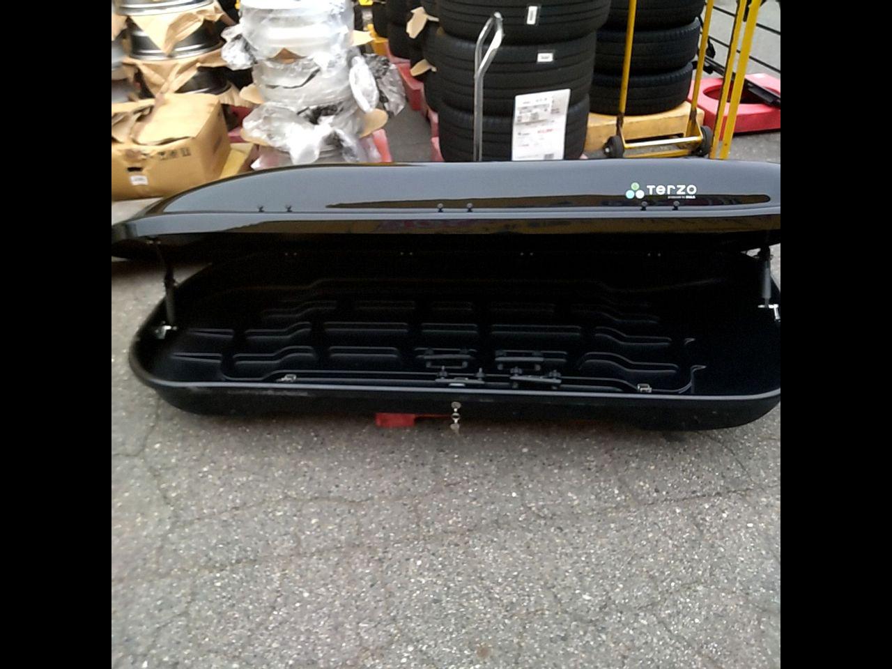 TERZO
Roof BOX