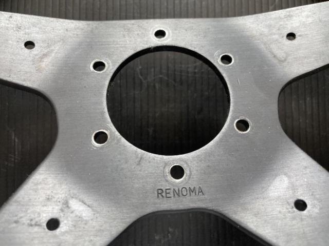 【Renoma(レノマ)】ウッドステアリング 4本スポーク 36Φ MOMOピッチ