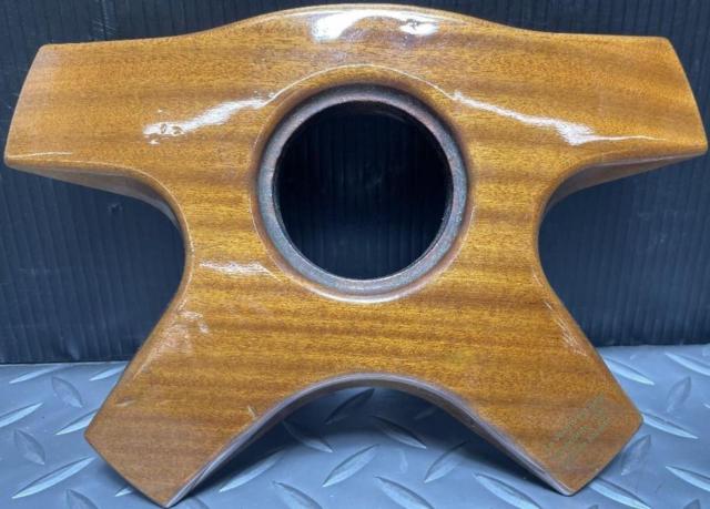 【Renoma(レノマ)】ウッドステアリング 4本スポーク 36Φ MOMOピッチ