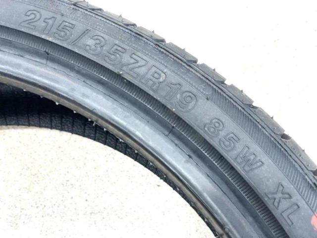 WINRUN R330 215/35ZR19 2025年製 1本のみ