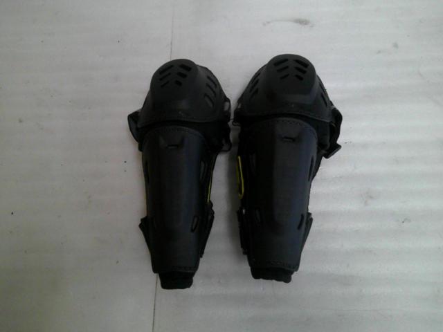 KOMINE
Elbow guard
(Z04517)