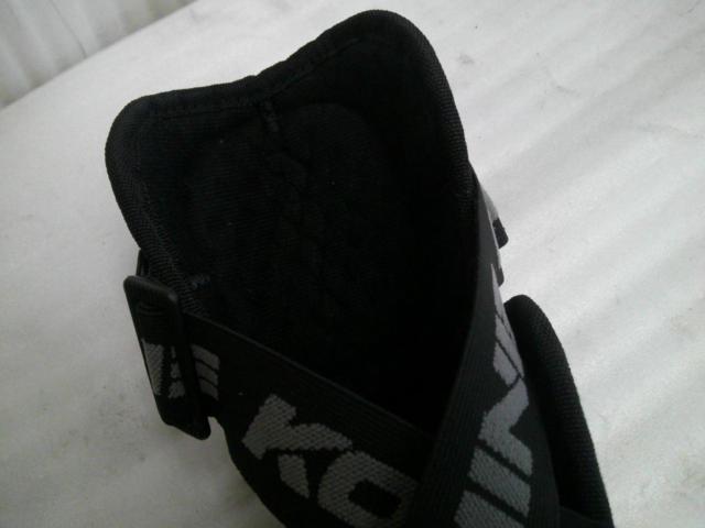 KOMINE
Elbow guard
(Z04517)