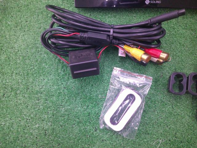 SOLING
SL3118RSE
10.1-inch WSVGA
Rear monitor