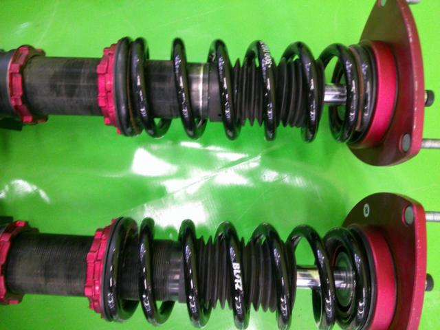 BLITZ
DAMPER
ZZ-R
[Revu~ogu
WRX
S4]