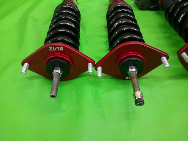 BLITZ
DAMPER
ZZ-R
[Revu~ogu
WRX
S4]