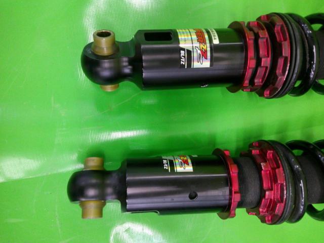 BLITZ
DAMPER
ZZ-R
[Revu~ogu
WRX
S4]